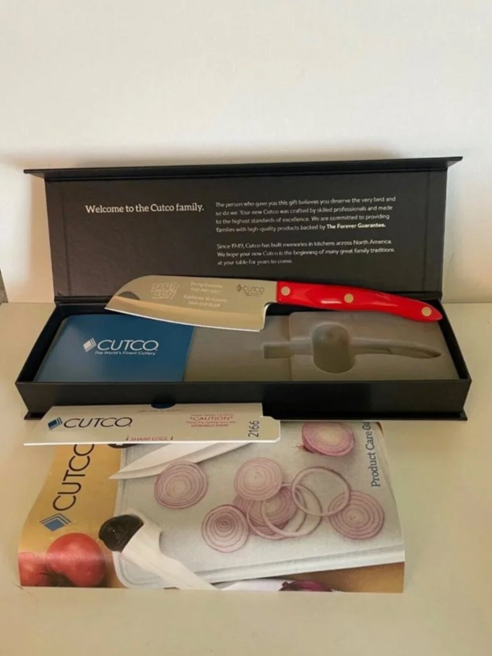 Cutco 5 inch Petite Santoku Knife Black Presentation Box Brand NEW IN BOX
